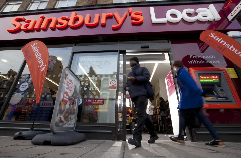 Sainsbury’s booked a fall in sales last month for the fifth straight quarter as the UK’s supermarket price war further erodes profit margins.