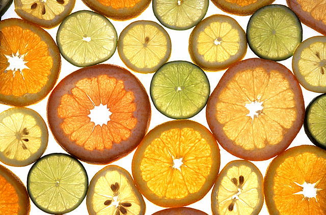 640px-Citrus_fruits