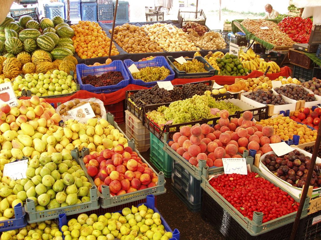 Turkey’s 2016 fruit crop is expected to be up 6.4% on last year, to 18.9 million tons, and its vegetables crop up 1.7% to 30.1 million tons, according to forecasts by the Turkish Statistical Institute.