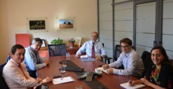 Meeting of ODEPA and ASOEX focuses on exports of Chilean fruits to the Far East