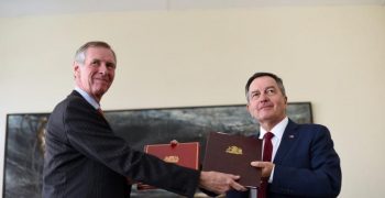 Chile and UK seal trade continuity agreement as Brexit looms