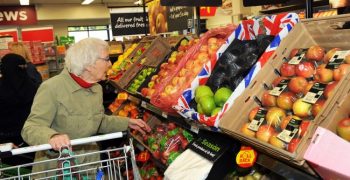 Tesco trials plastic-free fruit and vegetable packaging