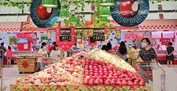 Fanfare greets launch of Dazzle apples in China