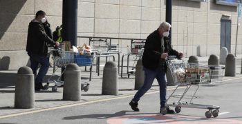 Czech parliament votes to reject quota on imported food in supermarkets
