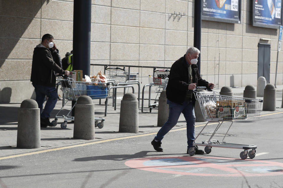 Czech parliament votes to reject quota on imported food in supermarkets