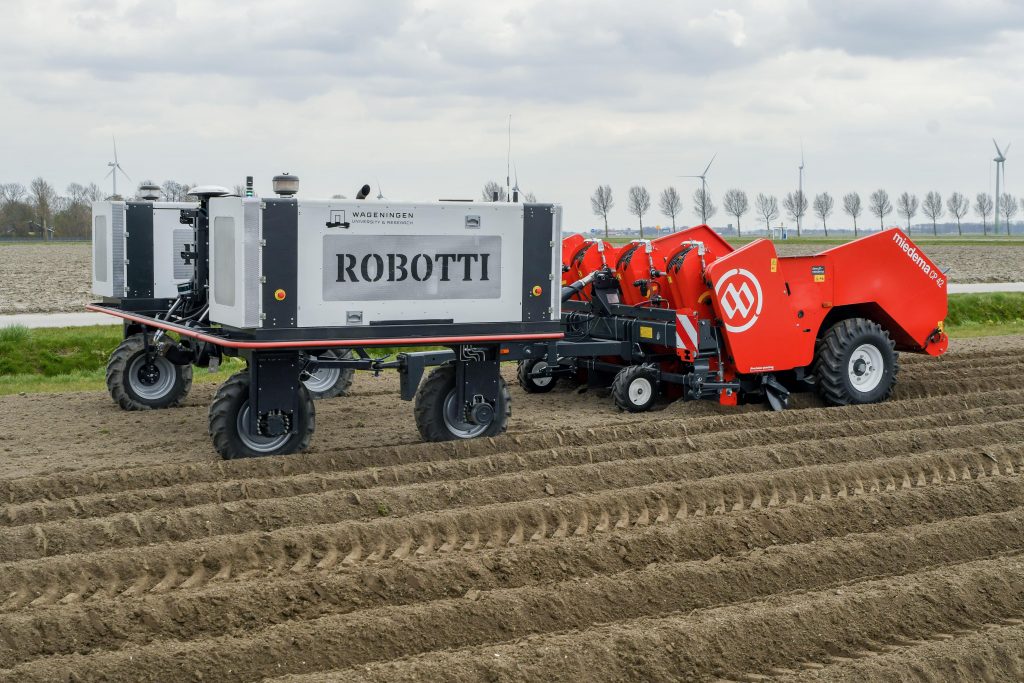 Dewulf and Agrointelli jointly explore autonomous potato planting