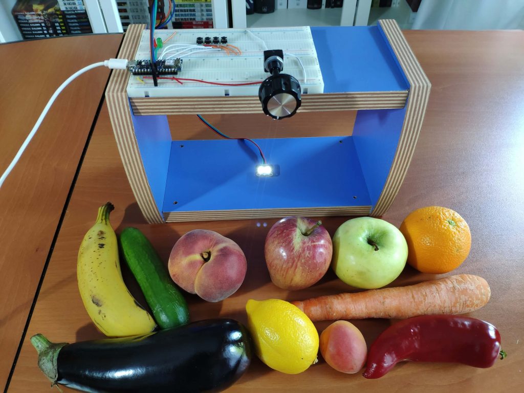 Vegetables and Fruits Ripeness Detection by Colour with TensorFlow © The Amplituhedron