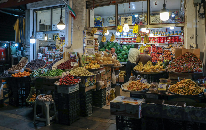 Fruit shop in Tehran