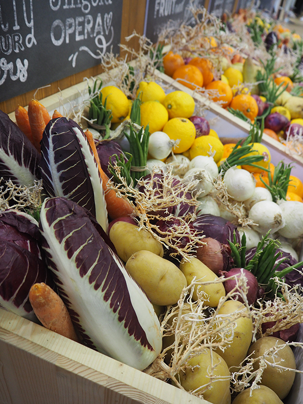 Fruits and vegetables displayed at Fruit Logistica 2020. Copyright: Alexandra Sautois, Eurofresh Distribution.