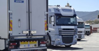 Spanish truckers union threatens Christmas strike 