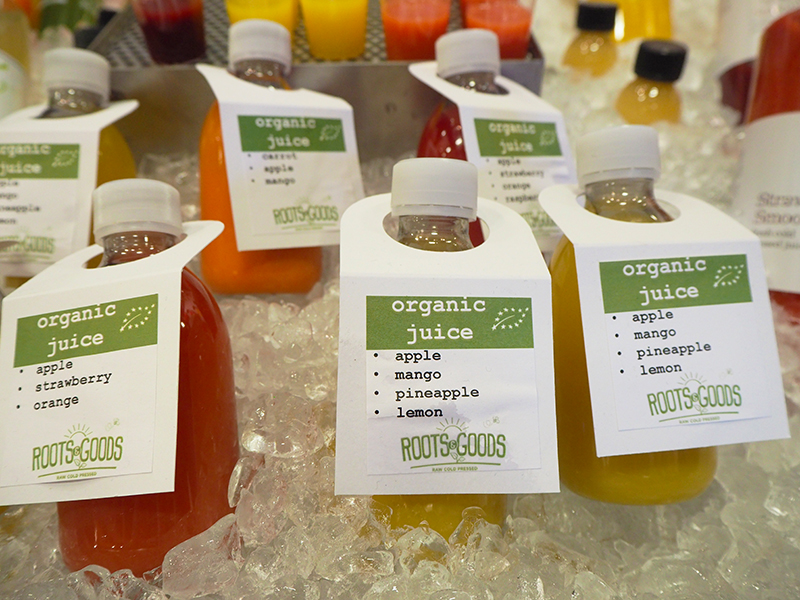 Organic juices by ROOTS & GOODS. Photo credit: Alexandra Sautois/Eurofresh Distribution.