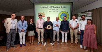 Record PGI Poma de Girona crop