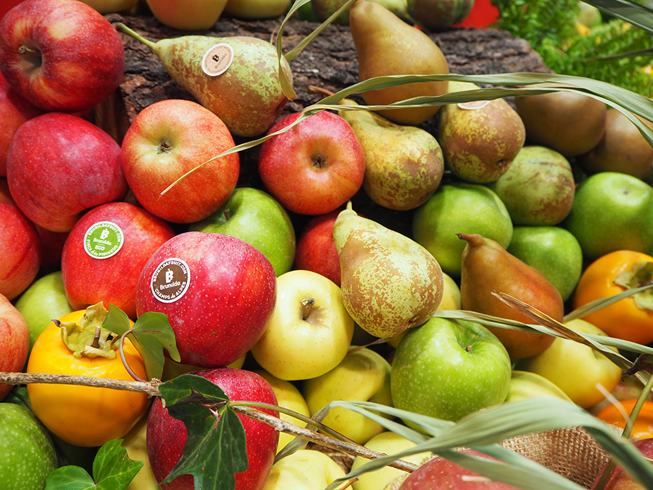 Apples and pears at Brunilda stand during Fruit Attraction.