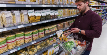 UK retailers slashing produce prices